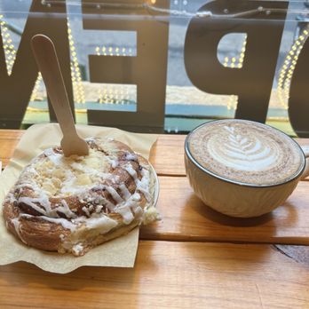 Comunidad - Cheese danish and hot Papatolo latte. So good! - Juice Bars & Smoothies Near Me - Austin, Texas Comunidad - Cheese danish and hot Papatolo latte. So good! - Juice Bars & Smoothies Near Me - Austin, Texas