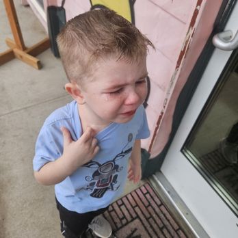 Shine Kids - I had to undress him outside she did not let us use her bathroom or space - Kids Hair Salons Near Me - Eugene, Oregon Shine Kids - I had to undress him outside she did not let us use her bathroom or space - Kids Hair Salons Near Me - Eugene, Oregon