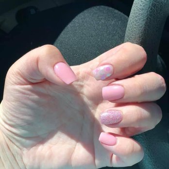 Daisy Nails - Nail Salons Near Me - Collierville, Tennessee