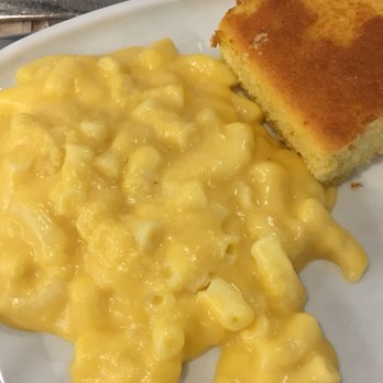 IKEA Restaurant - Macaroni and corn bread - Breakfast & Brunch Near Me - Emeryville, California IKEA Restaurant - Macaroni and corn bread - Breakfast & Brunch Near Me - Emeryville, California
