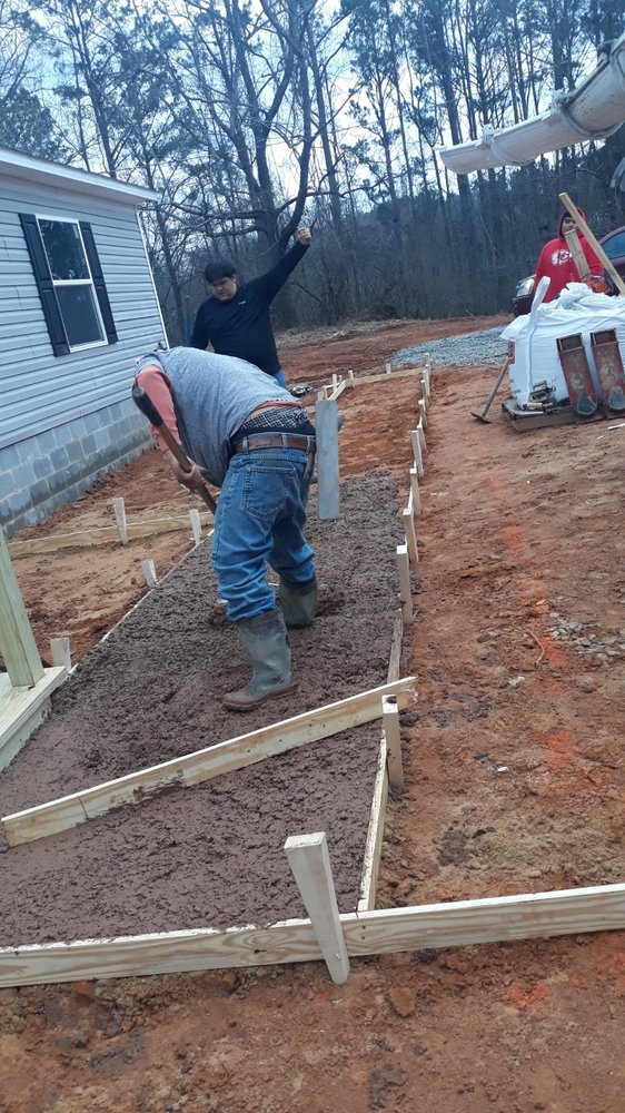 Slide of Molina Construction