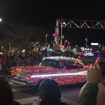 ABQ Uptown - Holiday Light Parade - Shopping Centers Near Me - Albuquerque, New Mexico