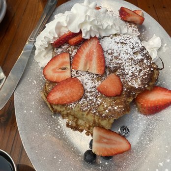 Philomena - Cinnamon Swirl Challa French Toast - Pizza Near Me - Oakland, California Philomena - Cinnamon Swirl Challa French Toast - Pizza Near Me - Oakland, California