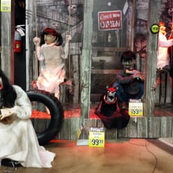 Spirit Halloween Store