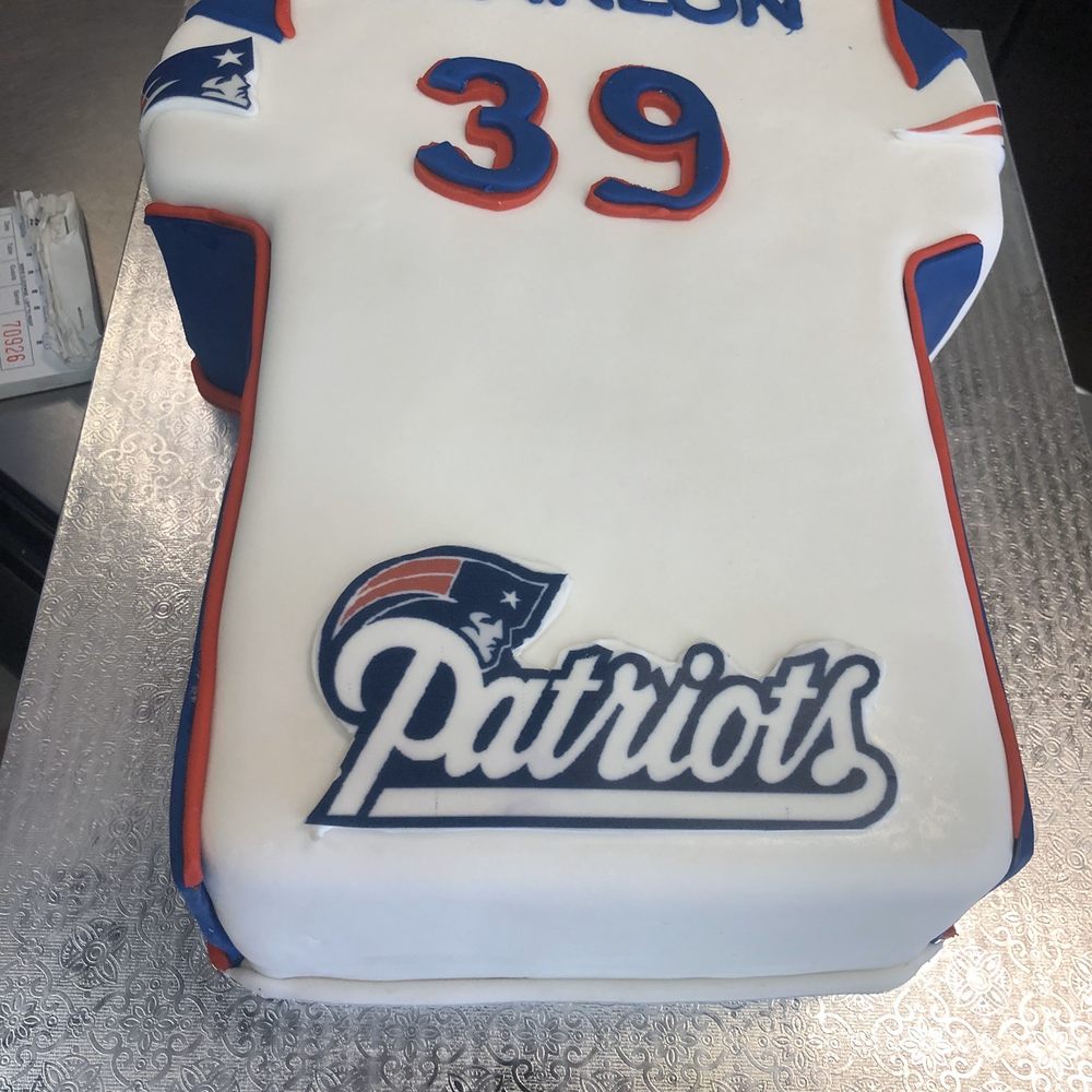La Paz Bakery - Half a sheet cake made into jersey! - Bakeries Near Me - Canoga Park, California La Paz Bakery - Half a sheet cake made into jersey! - Bakeries Near Me - Canoga Park, California