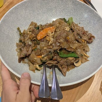 Pron Prohm Thai Restaurant - Pad see ew - Thai Near Me - North Strathfield, NSW Pron Prohm Thai Restaurant - Pad see ew - Thai Near Me - North Strathfield, NSW