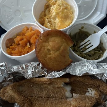 Sweet Gee’s Restaurant & Catering - Catfish, yams, mac, green beans, and corn bread - Comfort Food Near Me Sweet Gee’s Restaurant & Catering - Catfish, yams, mac, green beans, and corn bread - Comfort Food Near Me