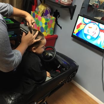 Family Cutz - Kids Hair Salons Near Me - Paramount, California