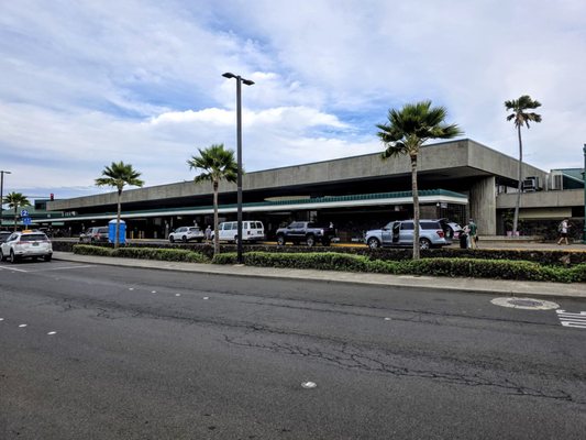 Kahului Airport by null