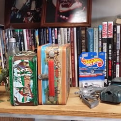 Temptation's Comics & Guitars - Cool old stuff