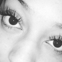 Wake Pretty - Wake pretty with minks!