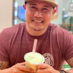 Mr Wish - Upper Darby - Avocado shake with pearl