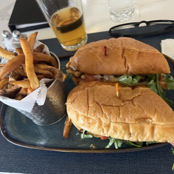 Sonoma Bistro - Breakfast & Brunch Near Me - Rutherford, New Jersey