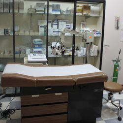 Clinica Humanitaria - Exam room