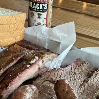 Black's Barbecue Austin - Best thing here are the sausage and pepper sauce. - Barbeque Near Me - Austin, Texas Black's Barbecue Austin - Best thing here are the sausage and pepper sauce. - Barbeque Near Me - Austin, Texas