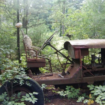 Trestle Trail - I guess he never made it out. - Hiking Near Me - Kent, Rhode Island