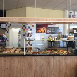 Mayr's Restaurant