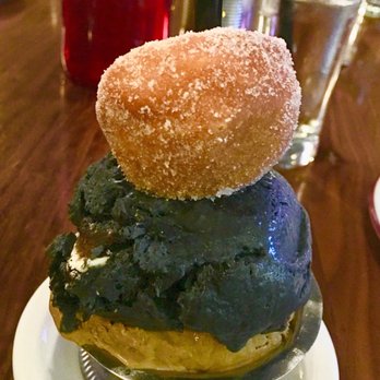 Bar Siena - Double scoop of gelato ($5) with a mini-donut ($1). - Italian Near Me - Chicago, Illinois
