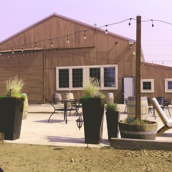 Christopher Cellars - Wine Tasting Room Near Me - Elk Grove, California