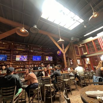 GARAGE Kitchen + Bar - inside - Breakfast & Brunch Near Me - San Diego, California