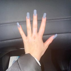 2 Q S Nails & Spa