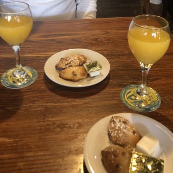 British Open Pub - Endless mimosas and complimentary scones. So yummy! - British Near Me - Hilton Head, South Carolina