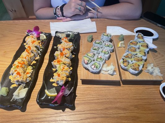 Midori Sushi by null