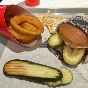 Steak ’n Shake - Single Steakburger - Burgers Near Me - Las Vegas, Nevada Steak ’n Shake - Single Steakburger - Burgers Near Me - Las Vegas, Nevada