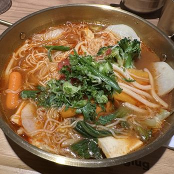 Growl Growl - Tomato broth - Hot Pot Near Me - Boston, Massachusetts Growl Growl - Tomato broth - Hot Pot Near Me - Boston, Massachusetts