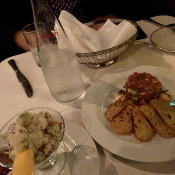 Craig's - Ahi Tuna tartare & crab cocktail - American Near Me - West Hollywood, California