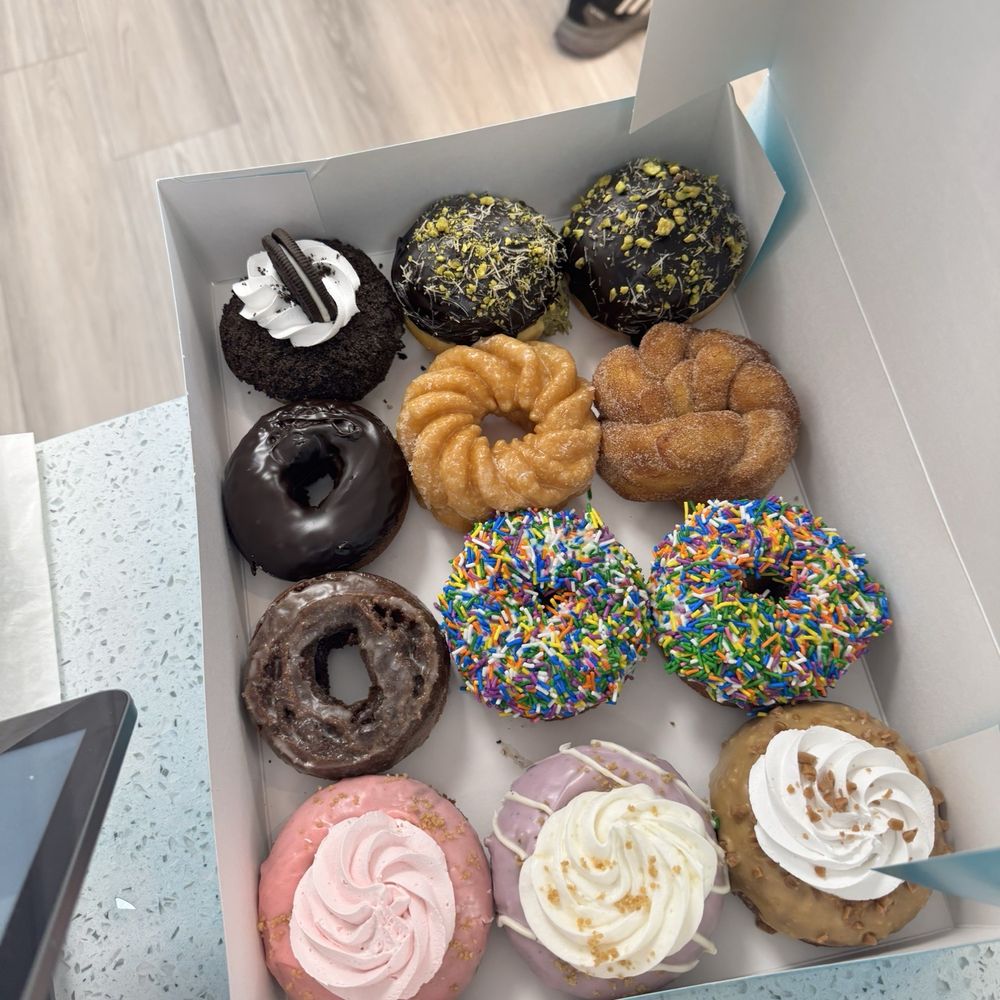 Maverick's Donut Company - Coffee & Tea Near Me - Toronto, Ontario Maverick's Donut Company - Coffee & Tea Near Me - Toronto, Ontario