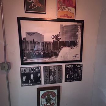 Grey Horse Saloon - Decor - Hot Dogs Near Me - Portland, Oregon Grey Horse Saloon - Decor - Hot Dogs Near Me - Portland, Oregon