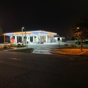 76 MGM Market - a gas station at night - Convenience Stores Near Me - Hemet, California 76 MGM Market - a gas station at night - Convenience Stores Near Me - Hemet, California