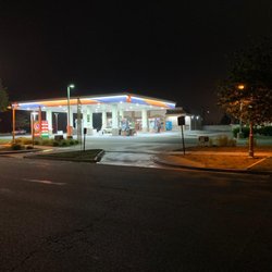 76 MGM Market
