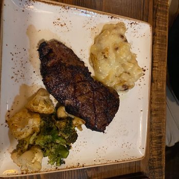 Jimmy P's Charred - 12 Oz #4 Wagyu N.Y Strip - Steakhouses Near Me - Naples, Florida