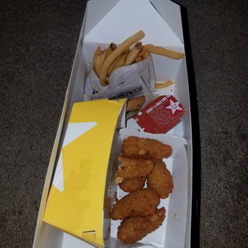 Carl's Jr - These are the 6 jalapeno poppers I received, instead of three chicken tenders with my number 17, $5 box. You people are idiots. - Fast Food Near Me - La Mesa, California Carl's Jr - These are the 6 jalapeno poppers I received, instead of three chicken tenders with my number 17, $5 box. You people are idiots. - Fast Food Near Me - La Mesa, California