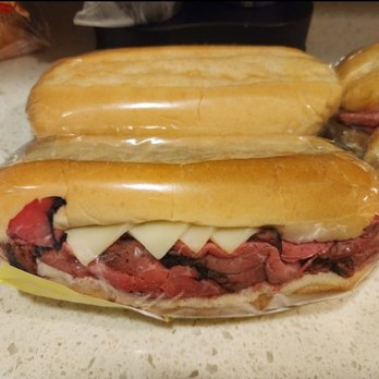 Buc-ee's - Roast Beef Sandwiches - Gas Stations Near Me - Melissa, Texas