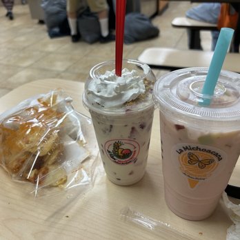 La Autentica Michoacana - Chips con chili. Strawberries n cream. Aguafresca fruitas. - Desserts Near Me - Ontario, California La Autentica Michoacana - Chips con chili. Strawberries n cream. Aguafresca fruitas. - Desserts Near Me - Ontario, California