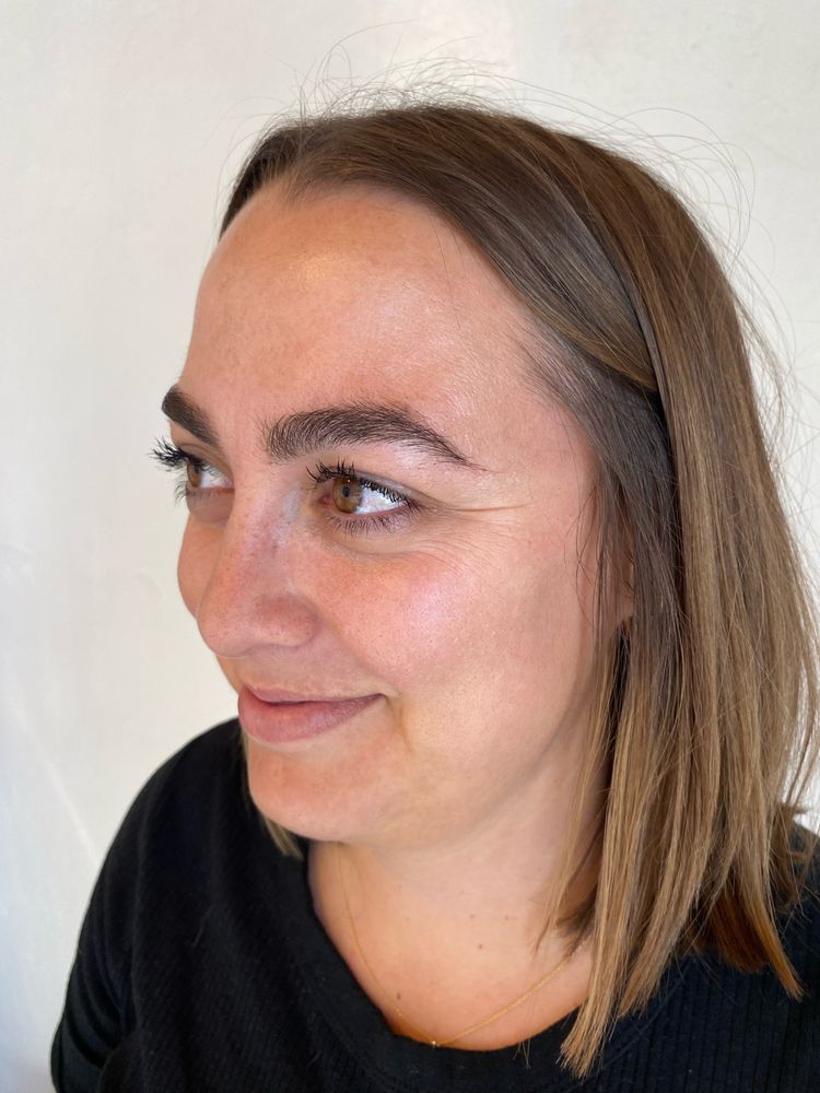 Brows By Shannon Logo