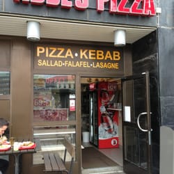 Abbes Pizza - Front entrance facing Järntorget. Some limited outdoor seating.