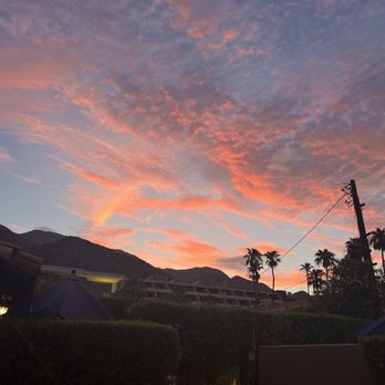 Andreas Hotel & Spa - Cotton candy skies over the Andreas Hotel - Hotels Near Me - Palm Springs, California Andreas Hotel & Spa - Cotton candy skies over the Andreas Hotel - Hotels Near Me - Palm Springs, California