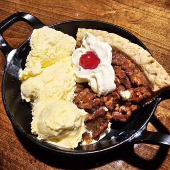 Corky's Ribs & BBQ - Pecan pie ala mode - Barbeque Near Me - Memphis, Tennessee Corky's Ribs & BBQ - Pecan pie ala mode - Barbeque Near Me - Memphis, Tennessee