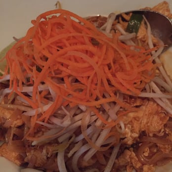 Erawan Thai Cuisine - Pad thai - Thai Near Me - Flushing, New York