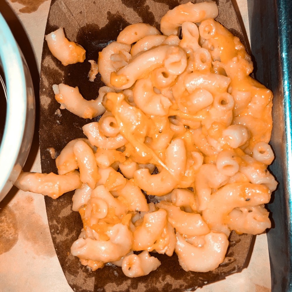 Q on Bay - Macaroni & Cheese - Barbeque Near Me - Beaufort, South Carolina Q on Bay - Macaroni & Cheese - Barbeque Near Me - Beaufort, South Carolina