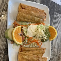 Taqueria El Sol - Chicken taquitos