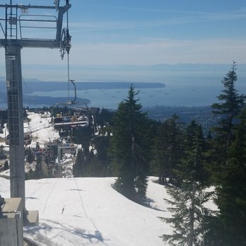 Grouse Mountain - The chairlift ride $ 7 - Hiking Near Me - North Vancouver, British Columbia Grouse Mountain - The chairlift ride $ 7 - Hiking Near Me - North Vancouver, British Columbia