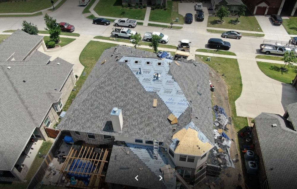 Slide of 24-7 Resoration