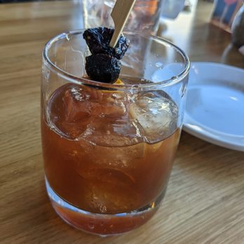 Crust Simply Italian - Best Fig Old Fashioned - Pizza Near Me - Gilbert, Arizona Crust Simply Italian - Best Fig Old Fashioned - Pizza Near Me - Gilbert, Arizona