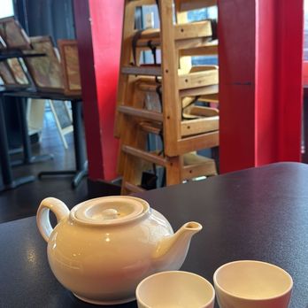 Fu Manchung - warm lemon herb tea - Vietnamese Near Me - Spring, Texas
