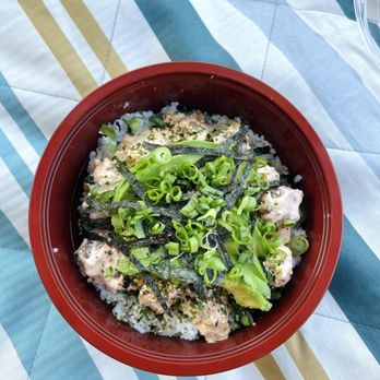 Palenaka's - Spicy ahi poke bowl - Food Trucks Near Me - Beaverton, Oregon Palenaka's - Spicy ahi poke bowl - Food Trucks Near Me - Beaverton, Oregon